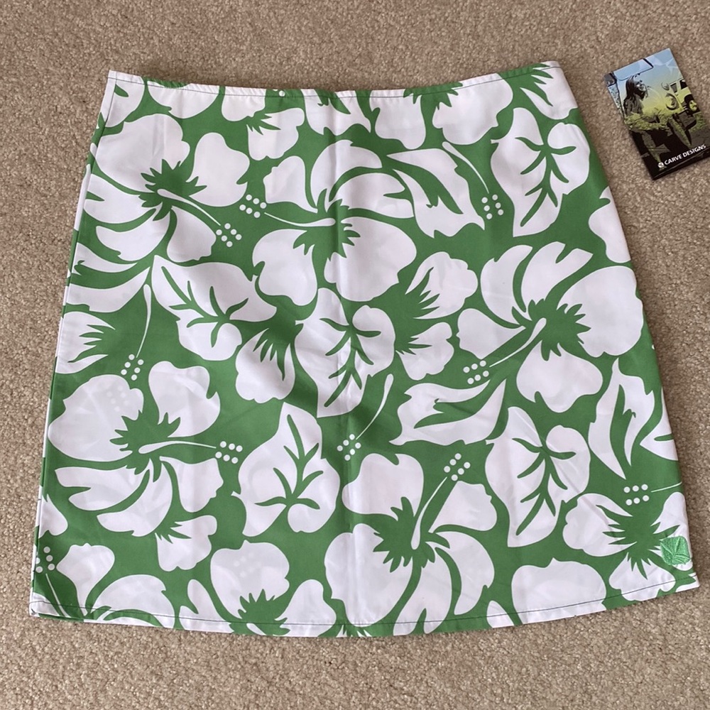 Carve Designs Long Baja skirt (board skirt). Size small. NWT.